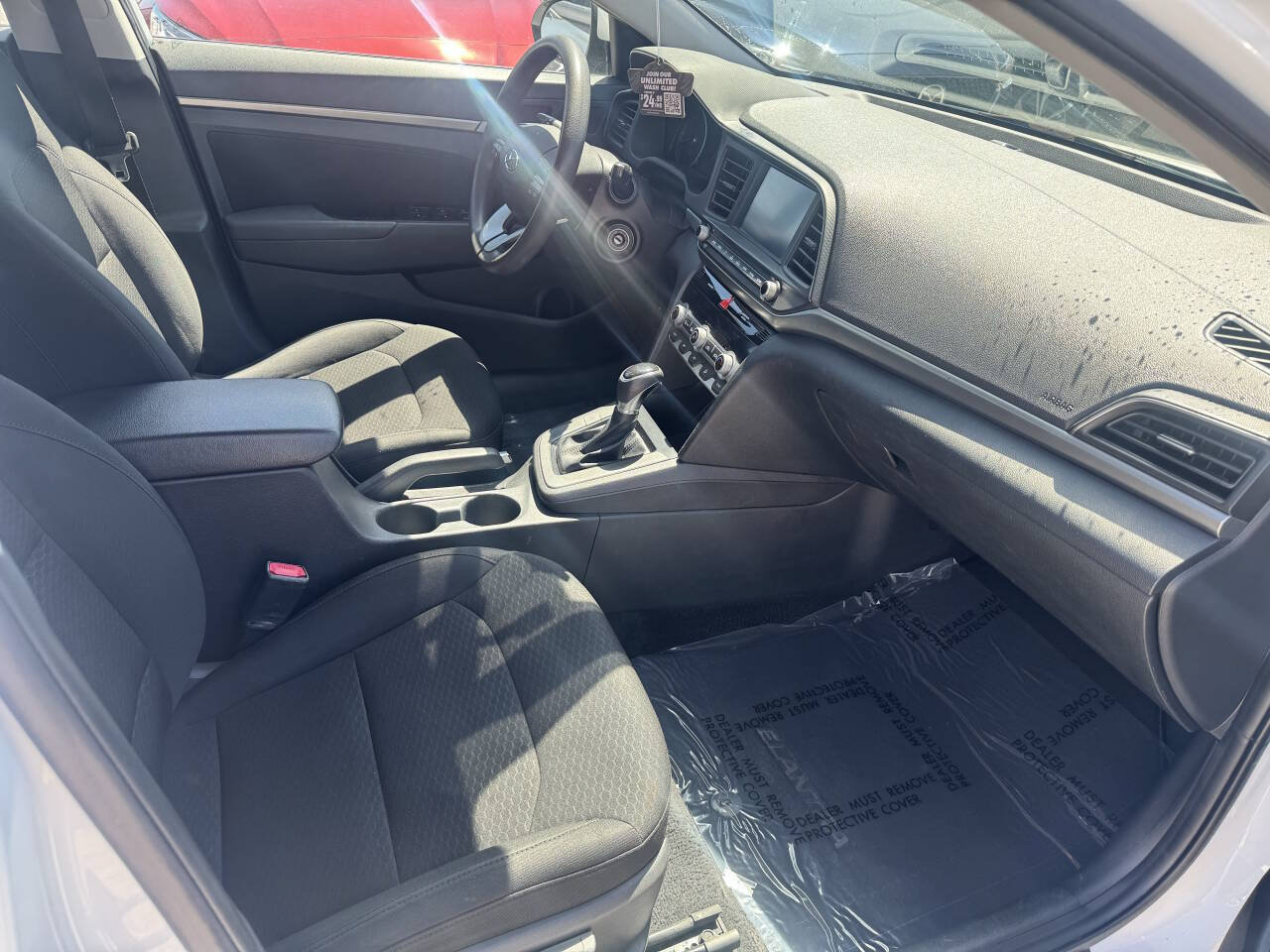 Used 2020 Hyundai Elantra SEL w/ Cargo Package (C1) FWD image 3