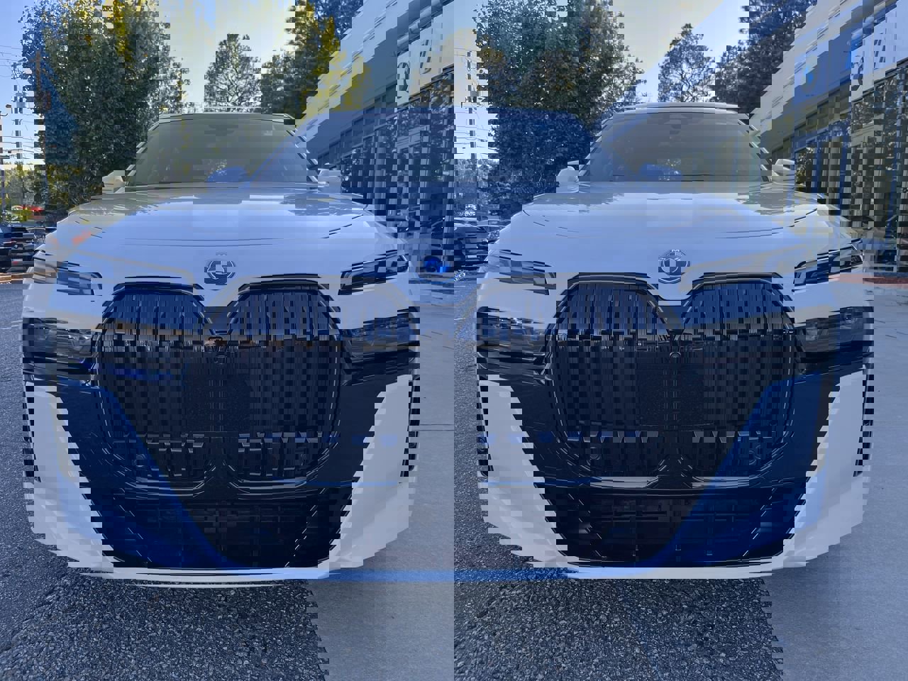 Used 2025 BMW i7 eDrive50 w/ M Sport Package image 10