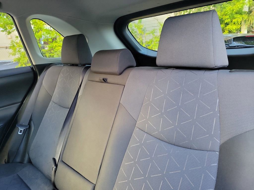 Used 2019 Toyota RAV4 XLE image 17