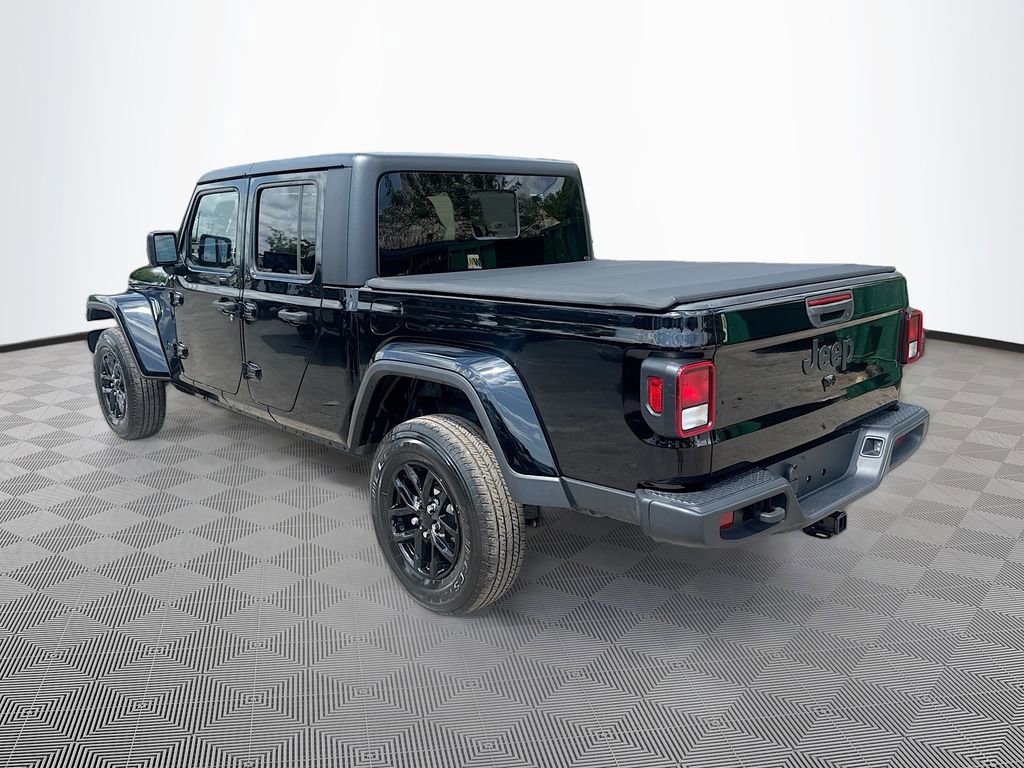 Used 2022 Jeep Gladiator Sport image 8