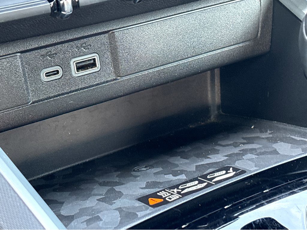 Used 2023 Chevrolet Colorado LT w/ LT Convenience Package II image 35