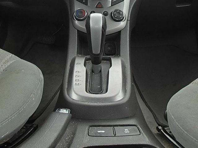 Used 2017 Chevrolet Sonic LT FWD image 24