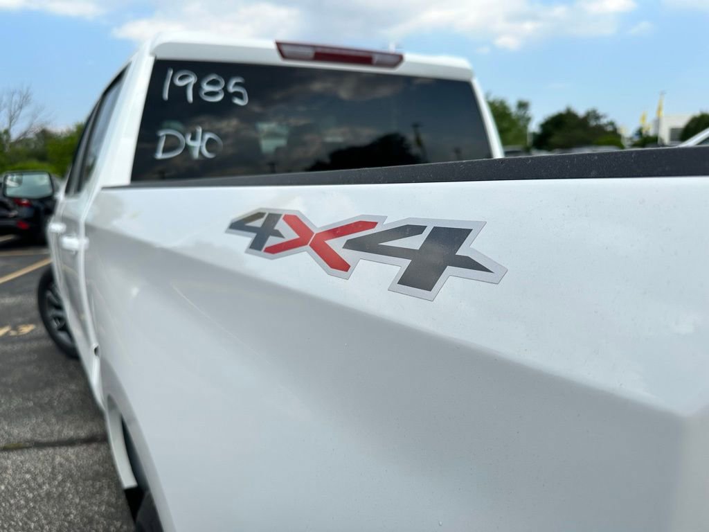 New 2026 Chevrolet Silverado 1500 LT image 13
