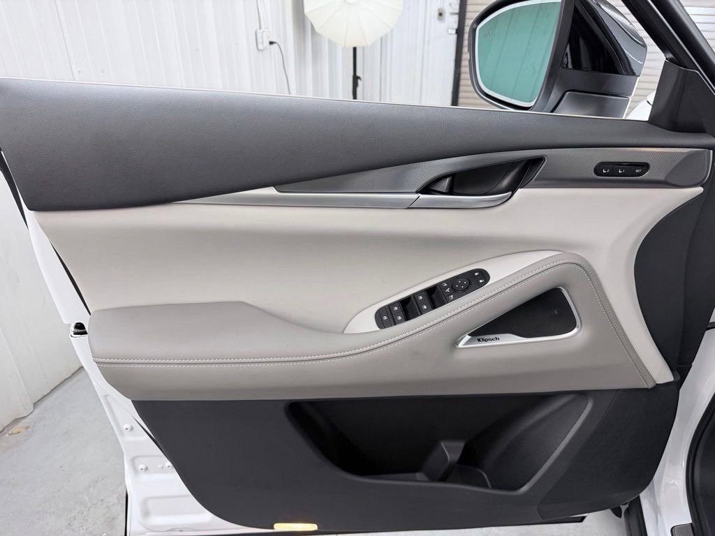 New 2027 INFINITI QX60 Luxe w/ Cargo Package FWD image 10