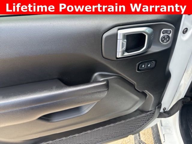 Used 2024 Jeep Gladiator Rubicon w/ Technology Group image 13