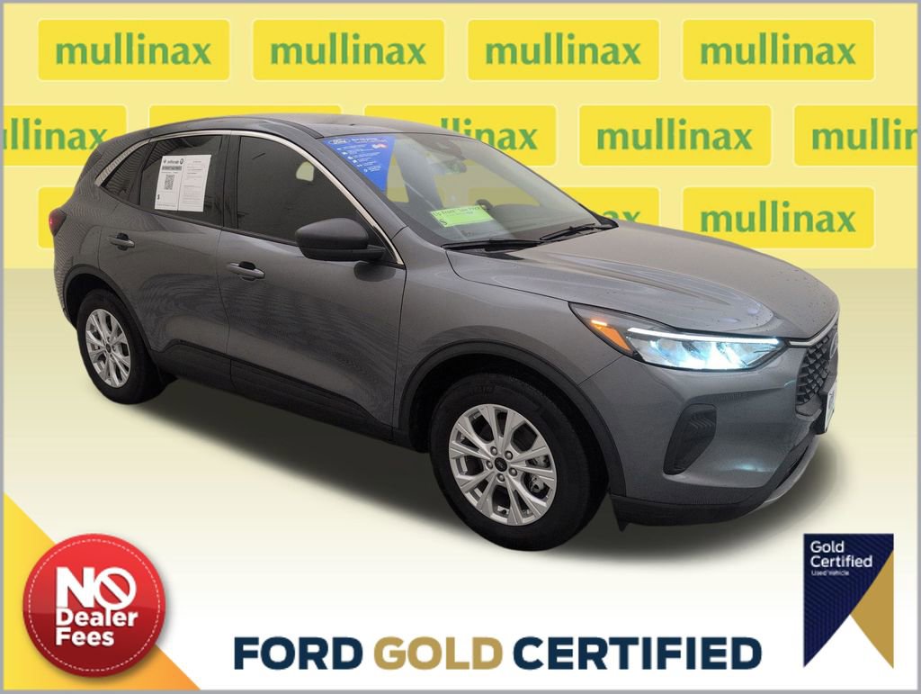 Used 2024 Ford Escape Active image 1