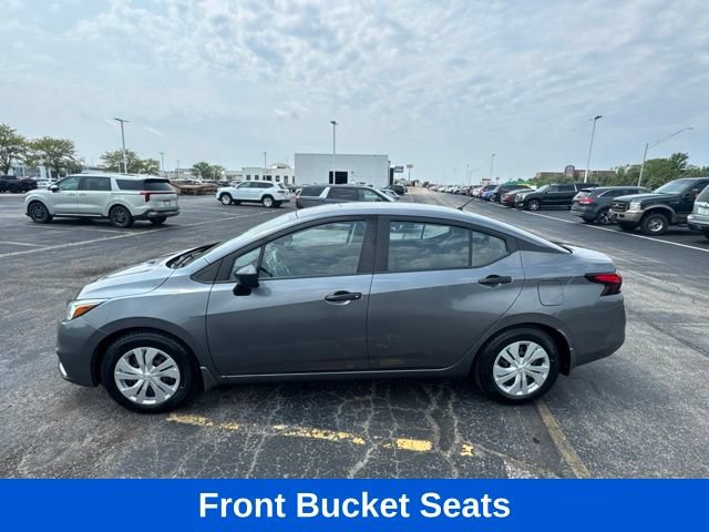 Used 2020 Nissan Versa S FWD image 4
