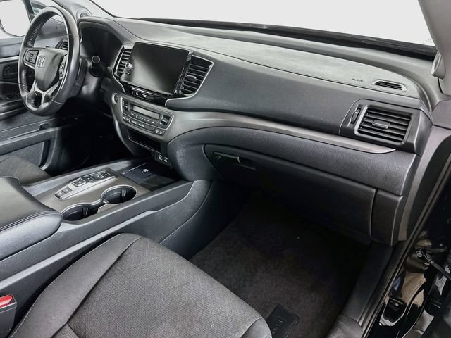 Certified 2025 Honda Ridgeline Sport image 30