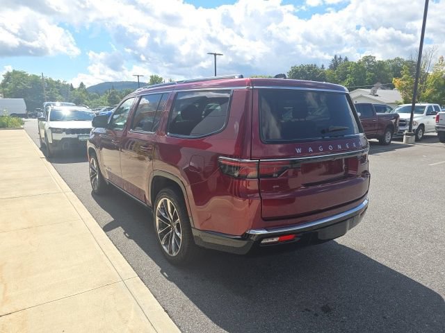 Certified 2025 Jeep Wagoneer Series III w/ Premium Group I AWD/4WD image 4