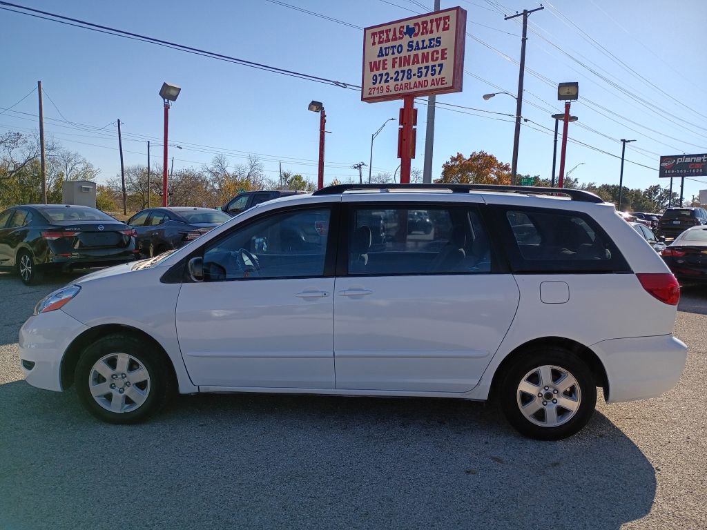 Used 2006 Toyota Sienna CE image 8