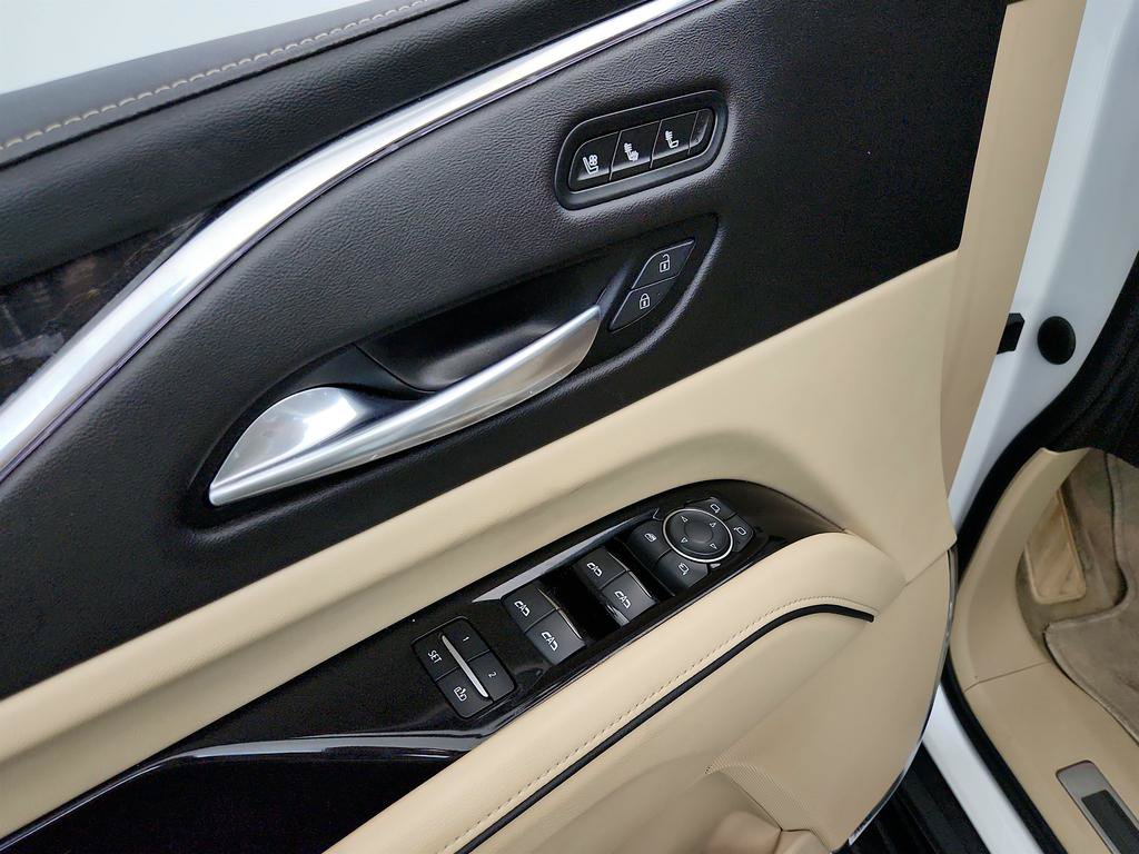 Used 2021 Cadillac Escalade Premium Luxury w/ LPO, Illumination Package AWD/4WD image 22