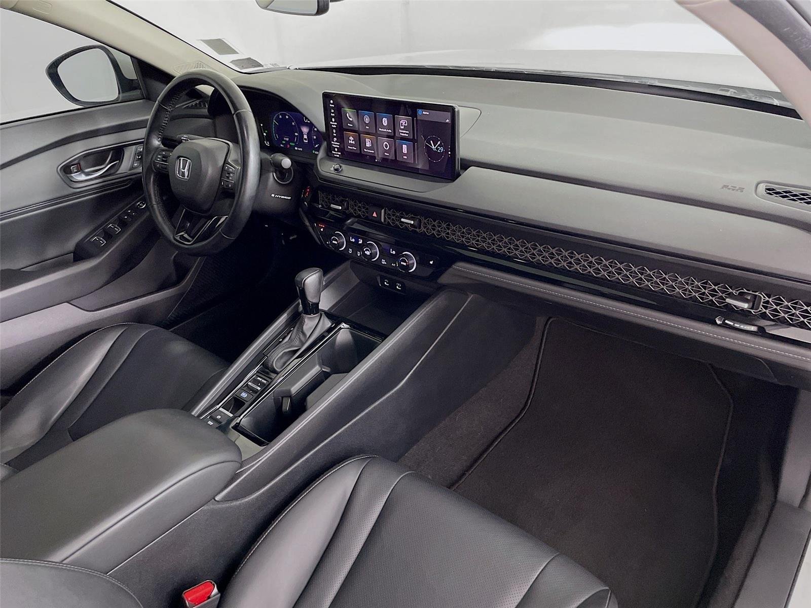 Used 2023 Honda Accord EX-L image 31