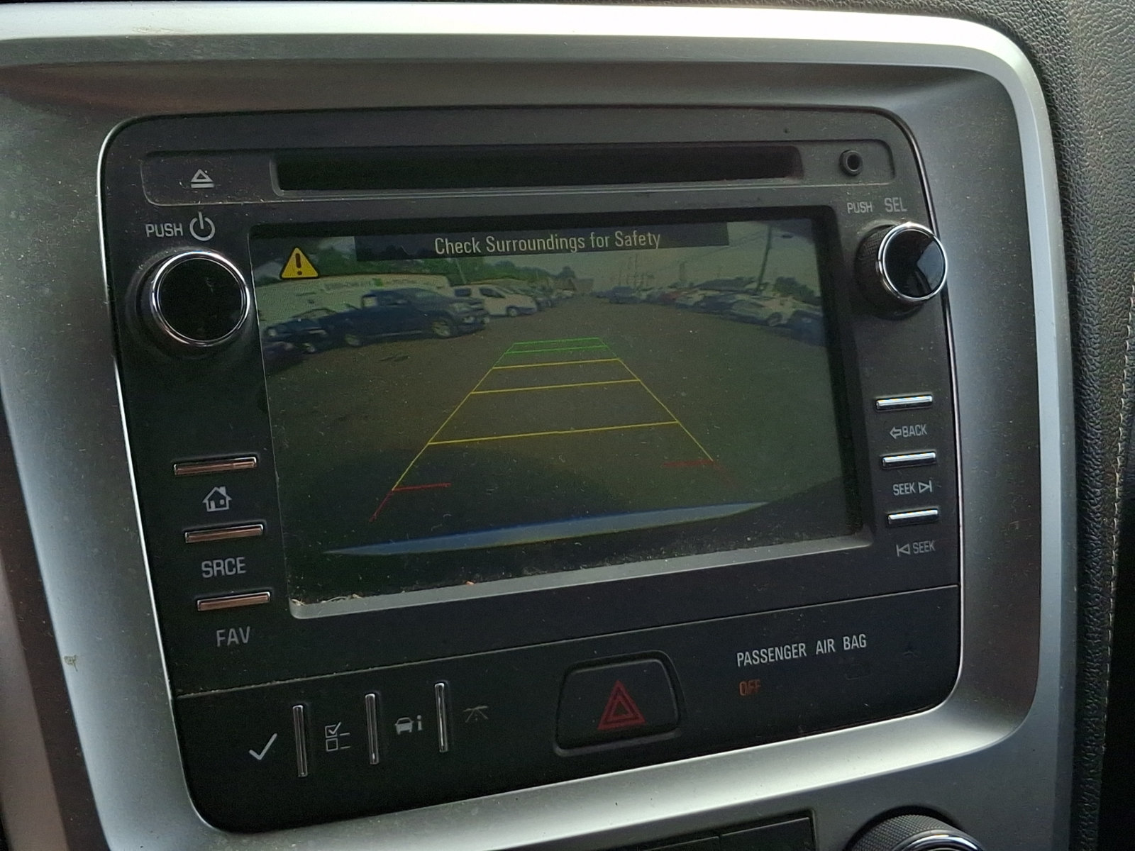 Used 2016 GMC Acadia SLE AWD/4WD image 17