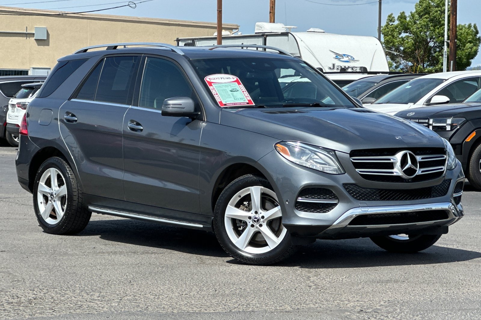 Used 2018 Mercedes-Benz GLE 350 4MATIC image 2