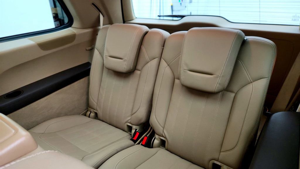 Used 2014 Mercedes-Benz GL 450 4MATIC w/ Lighting Package image 21