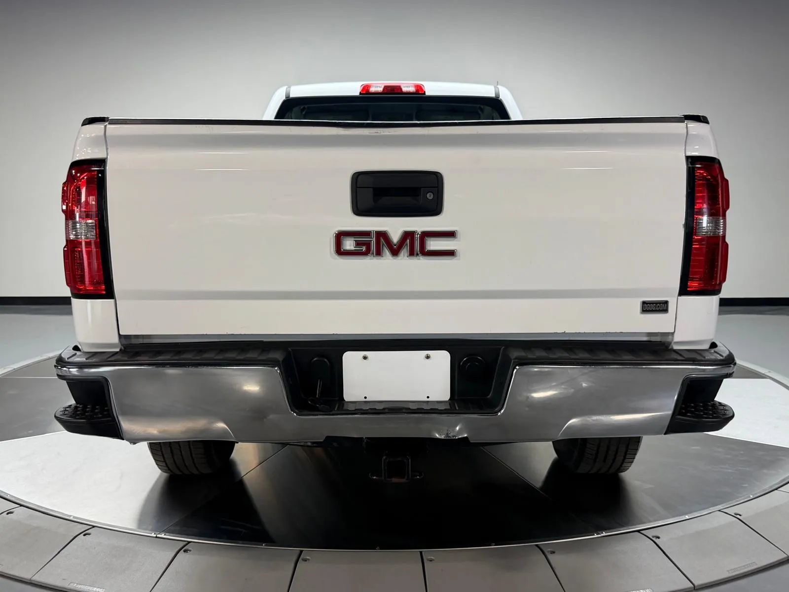 Used 2017 GMC Sierra 1500 2WD Regular Cab image 5
