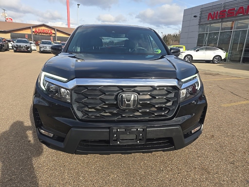 Used 2023 Honda Passport EX-L image 2