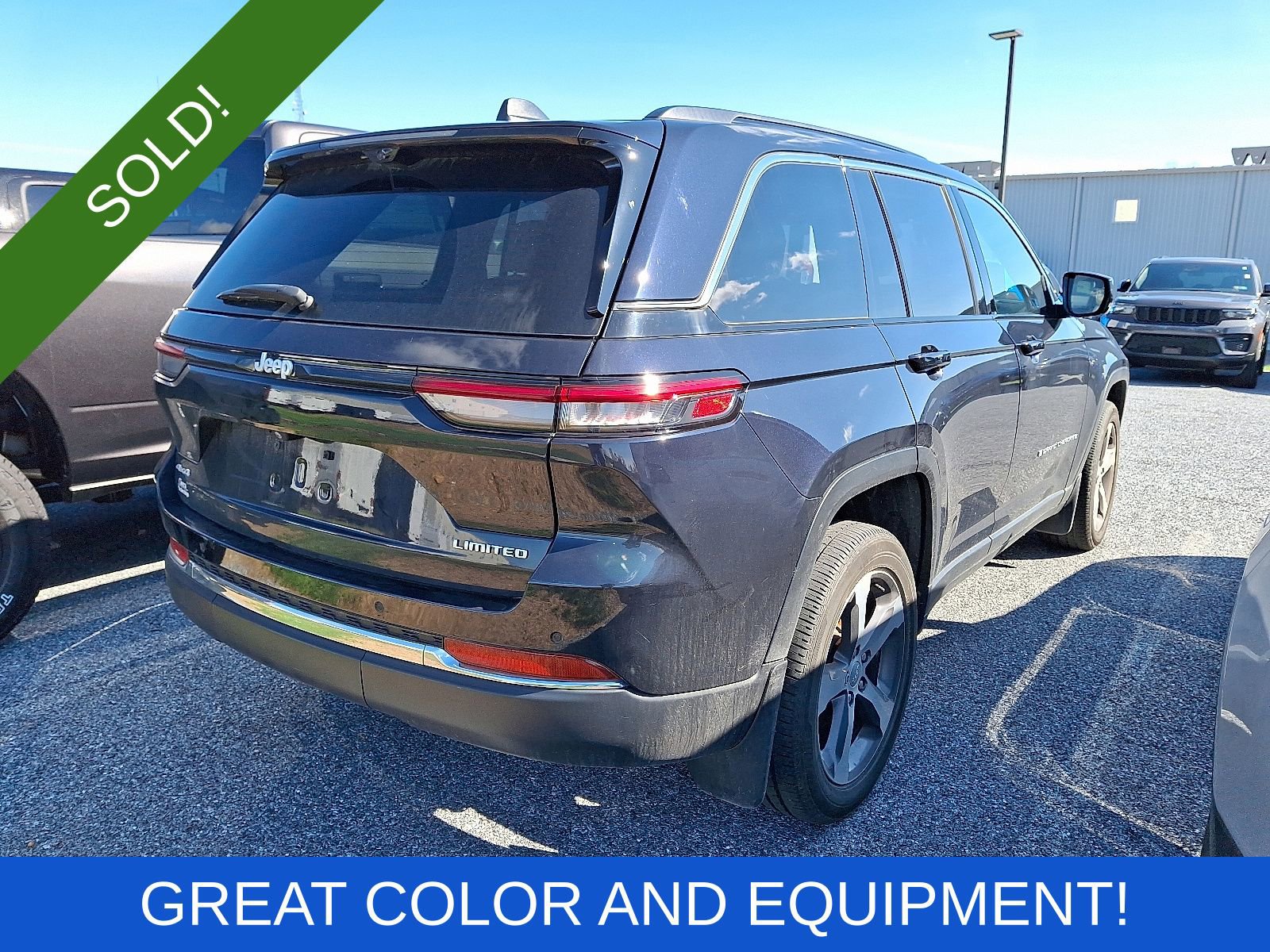 Used 2024 Jeep Grand Cherokee Limited w/ Luxury Tech Group II AWD/4WD image 4