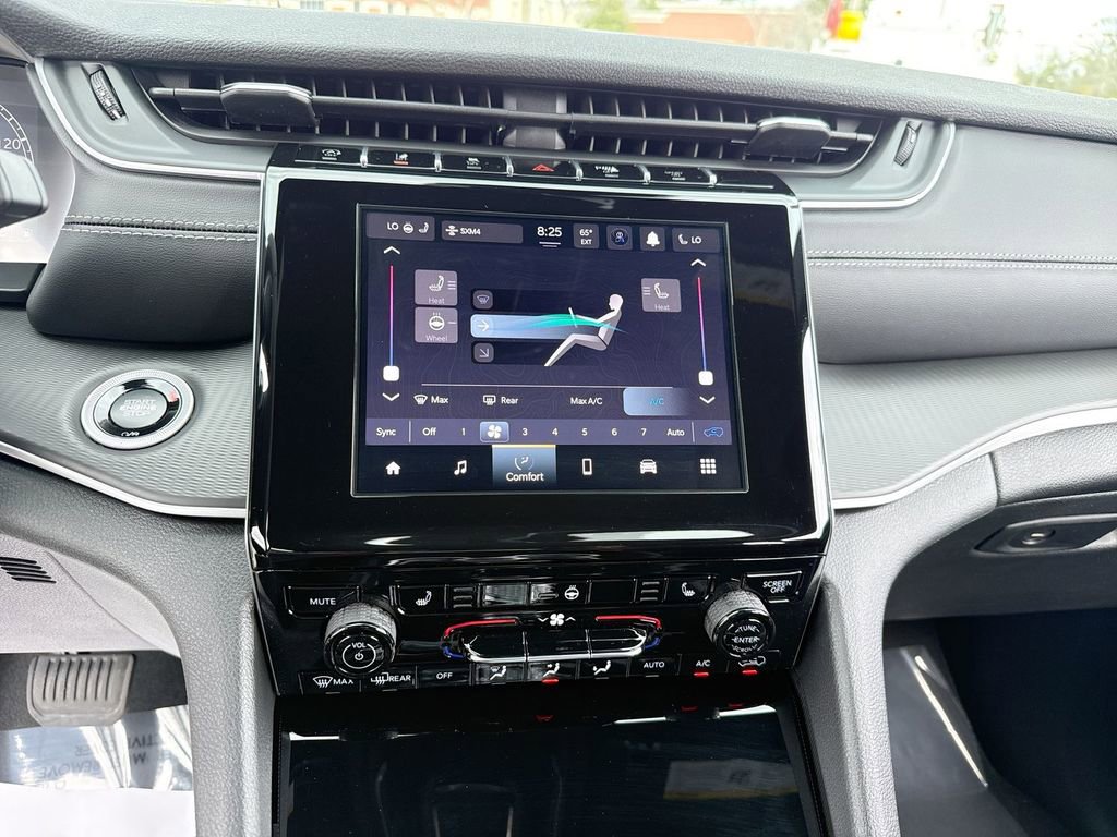 New 2026 Jeep Grand Cherokee Laredo image 20