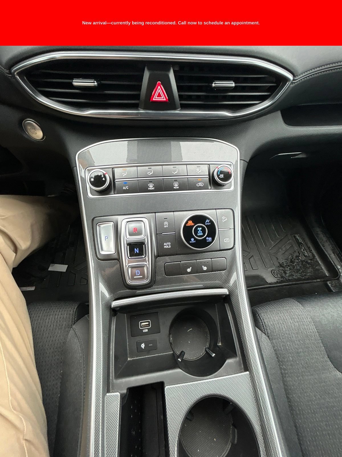 Used 2022 Hyundai Santa Fe SEL w/ Cargo Package AWD/4WD image 2