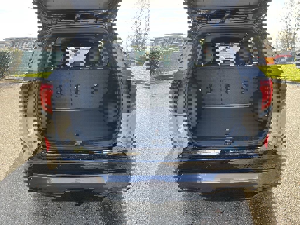 New 2026 GMC Terrain AT4 w/ Convenience Package III image 25