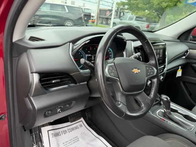 Used 2018 Chevrolet Traverse LT AWD/4WD image 34