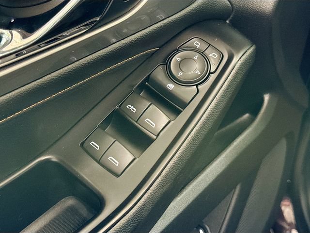 Used 2019 Chevrolet Traverse LT FWD image 18