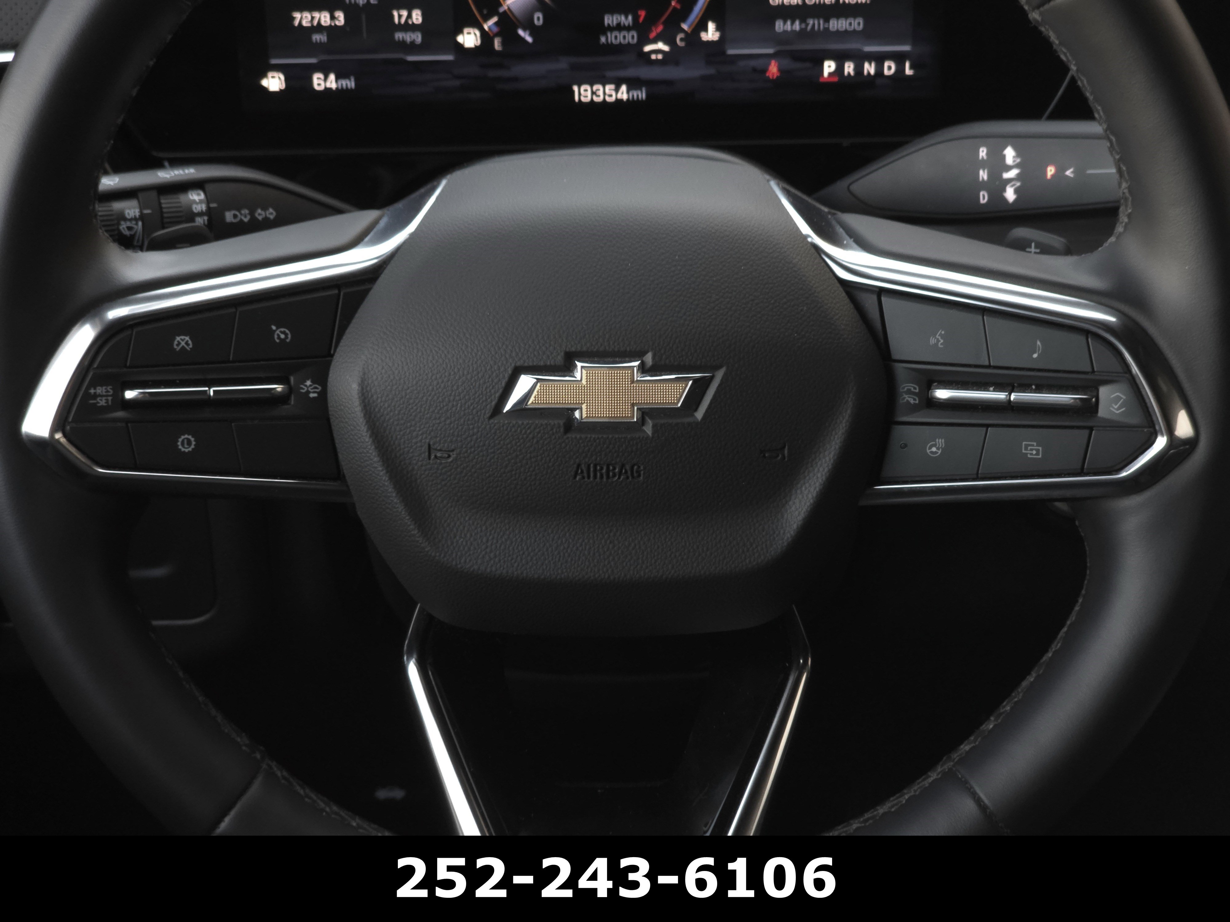 Used 2025 Chevrolet Tahoe Premier RWD image 27