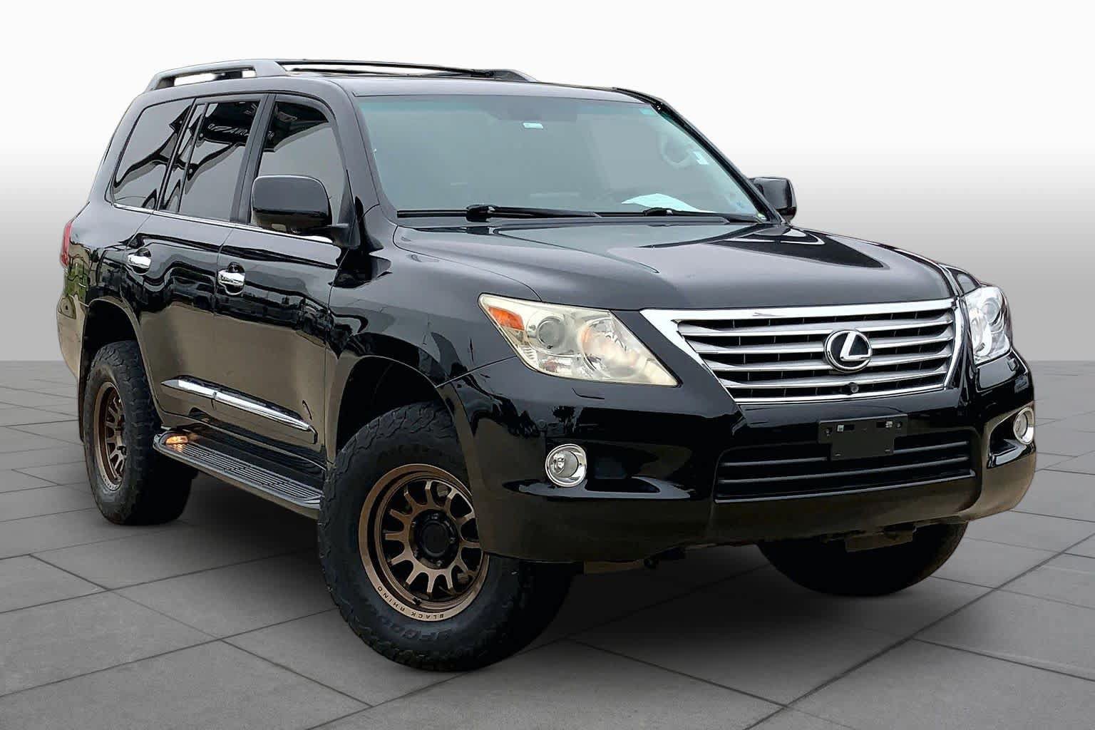 Used 2010 Lexus LX 570 4WD image 2
