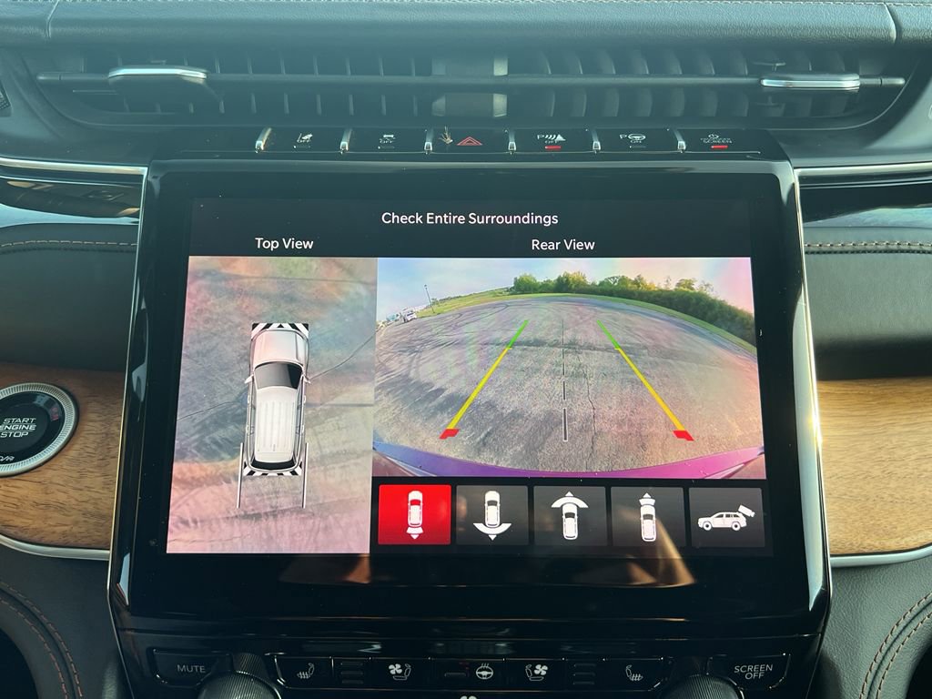 Used 2022 Jeep Grand Cherokee Summit image 31