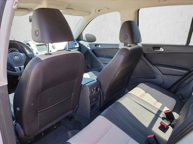 Used 2016 Volkswagen Tiguan S FWD image 18