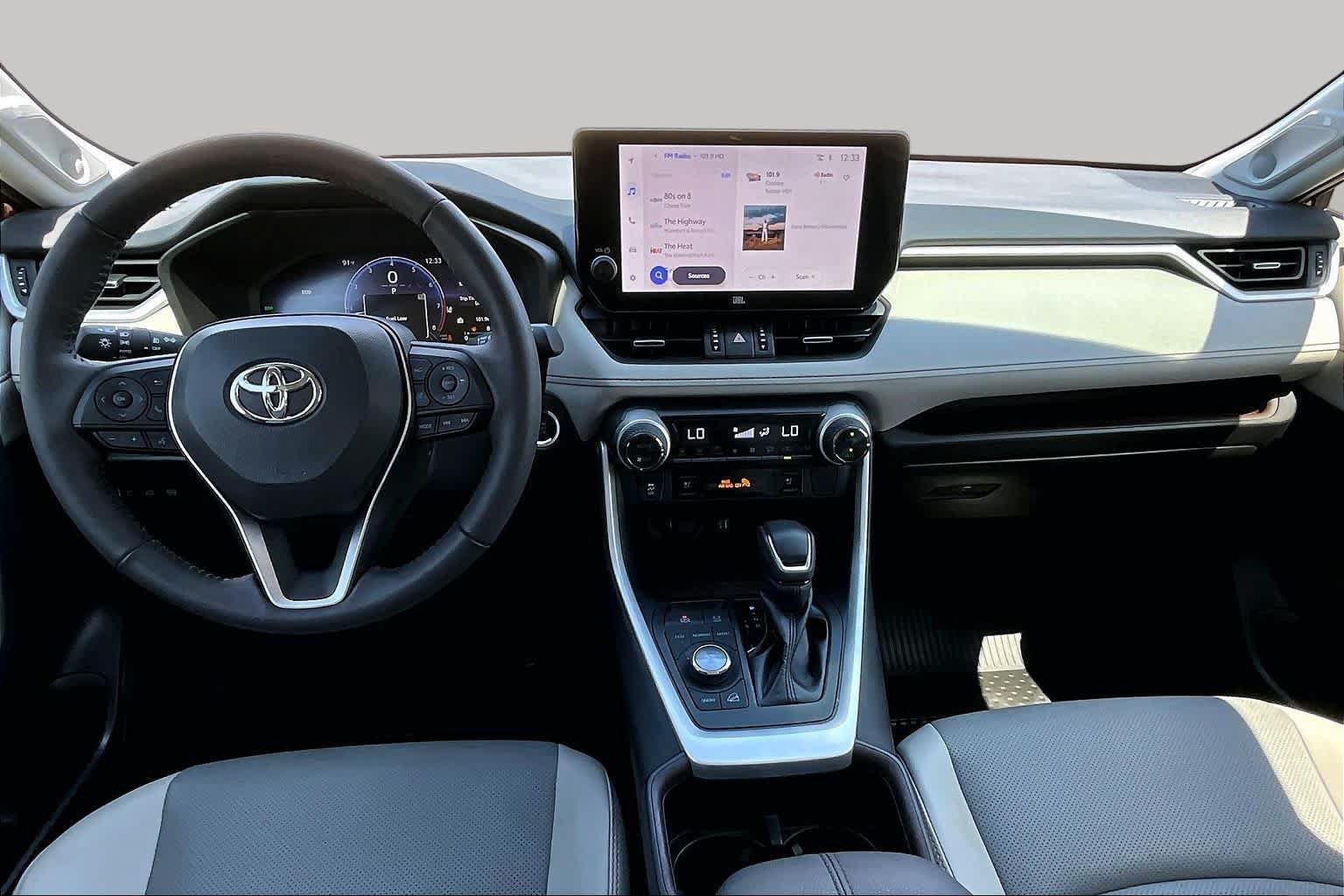 Used 2023 Toyota RAV4 Limited w/ Limited Grade Weather Package AWD/4WD image 15