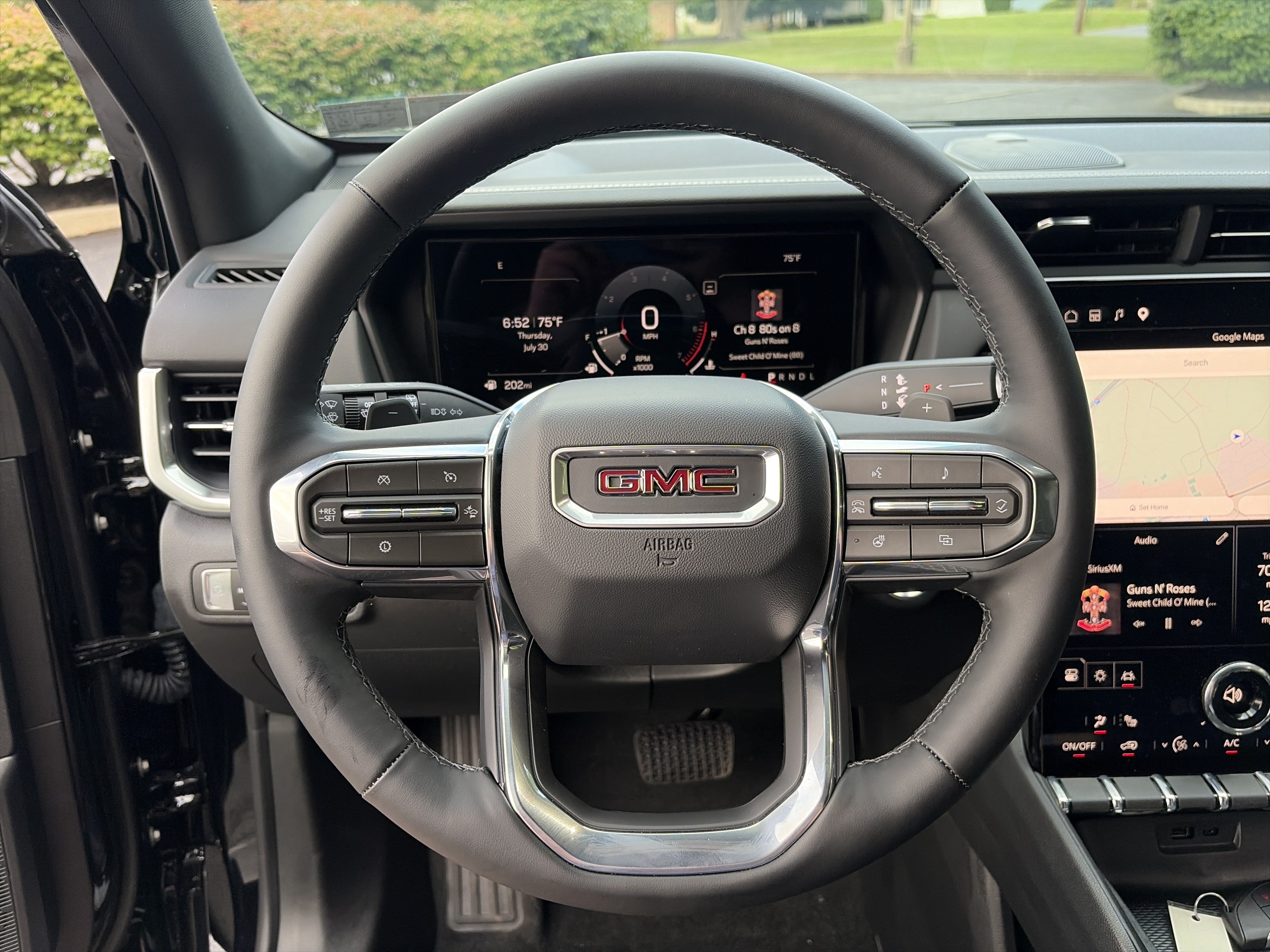 Used 2026 GMC Terrain Elevation w/ Technology Package II FWD image 28