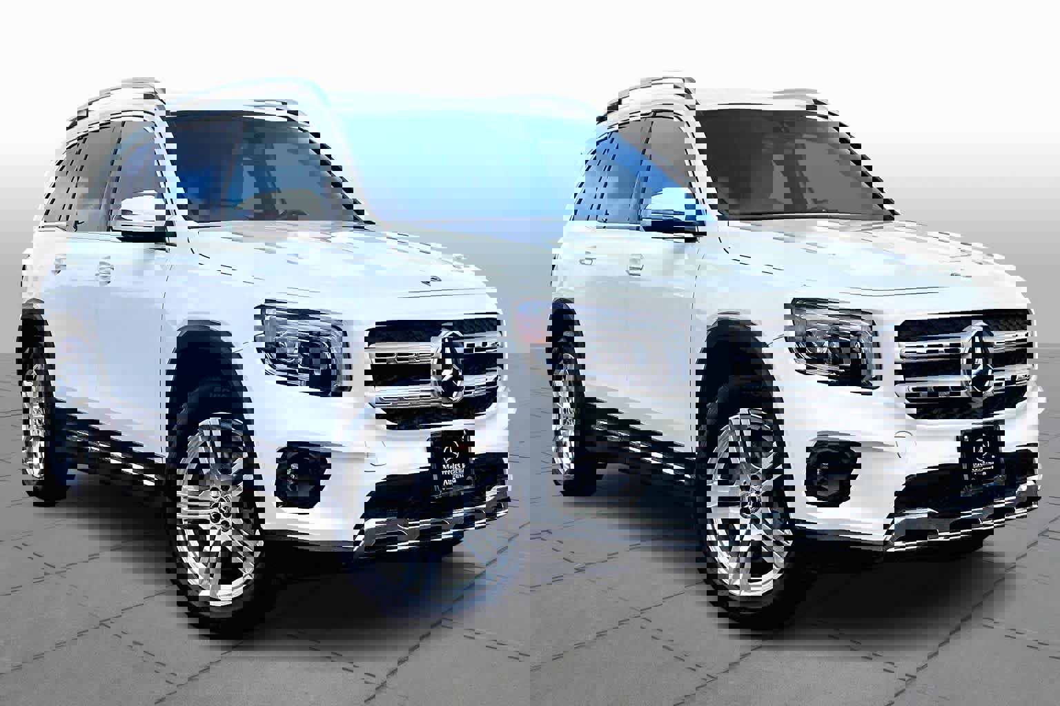 Used 2020 Mercedes-Benz GLB 250 GLB 250 w/ Premium Package image 3