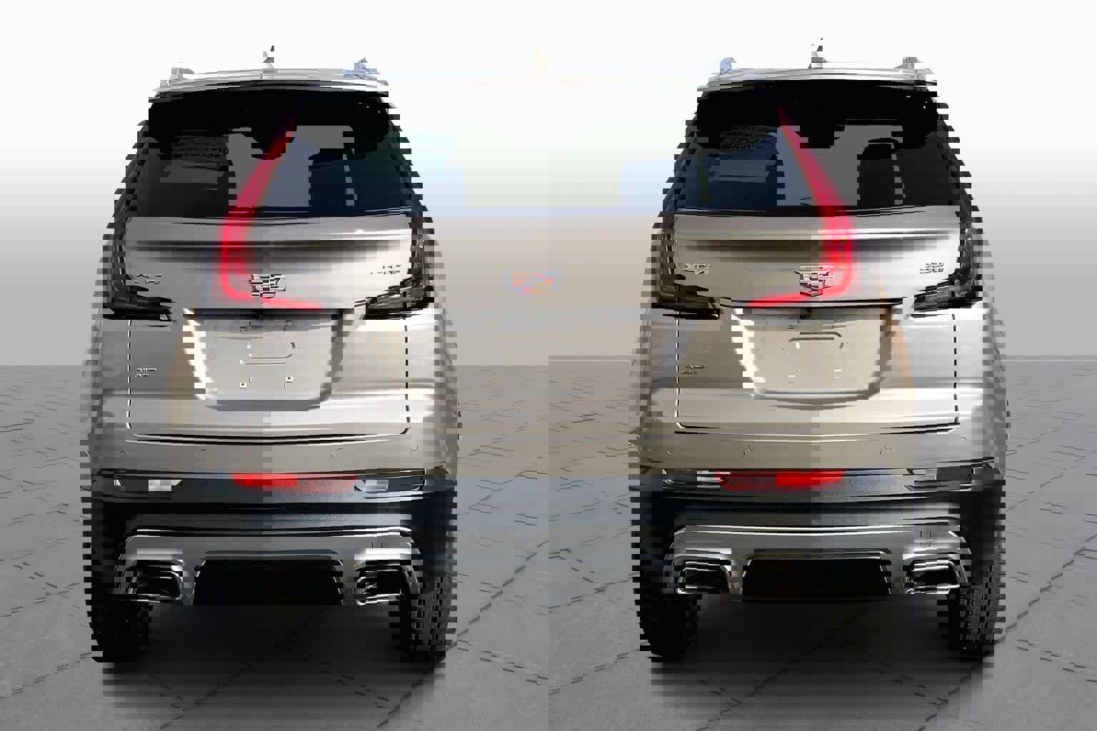 Used 2023 Cadillac XT4 Premium Luxury w/ Technology Package image 5