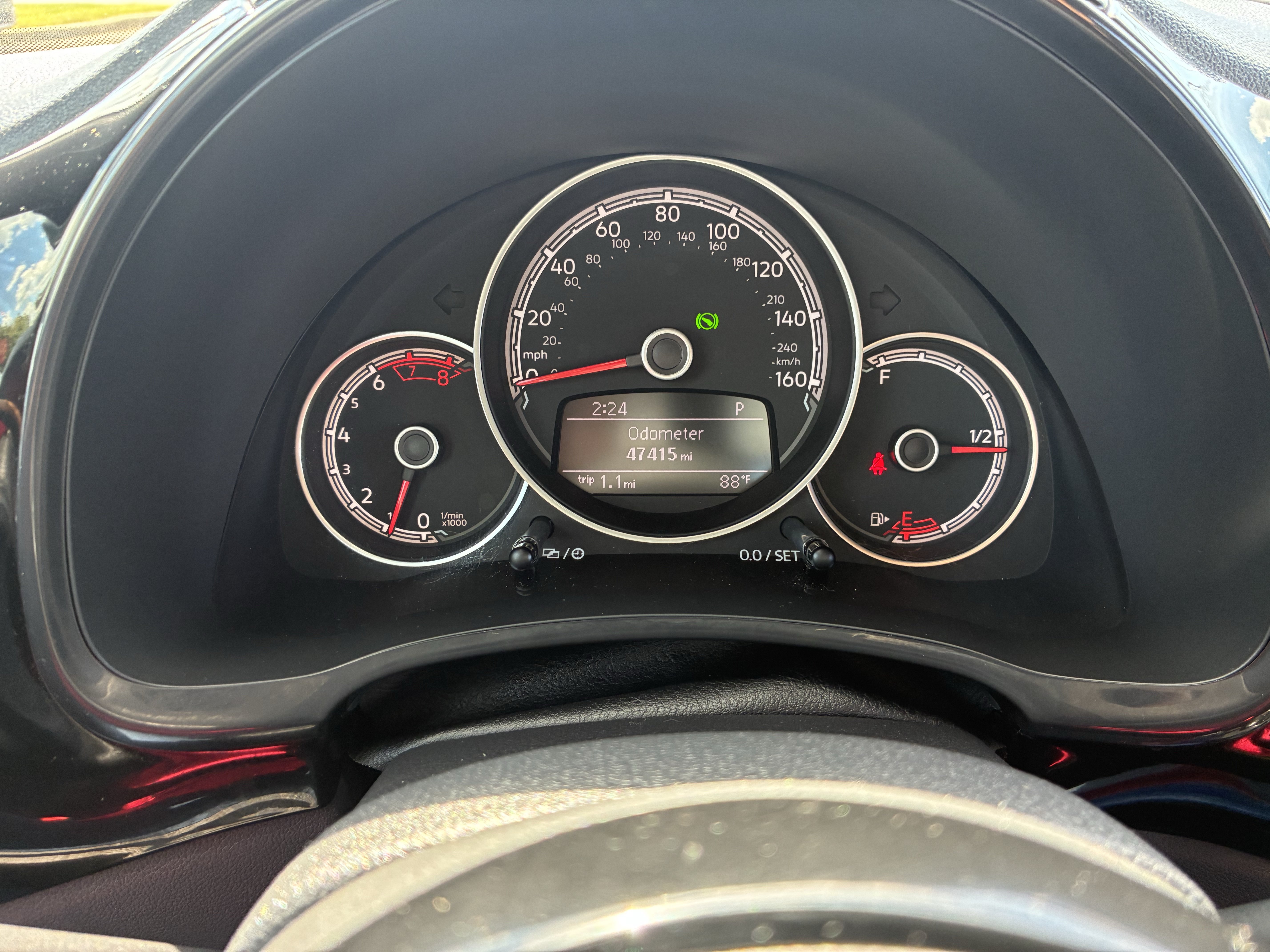 Used 2019 Volkswagen Beetle 2.0T S FWD image 30