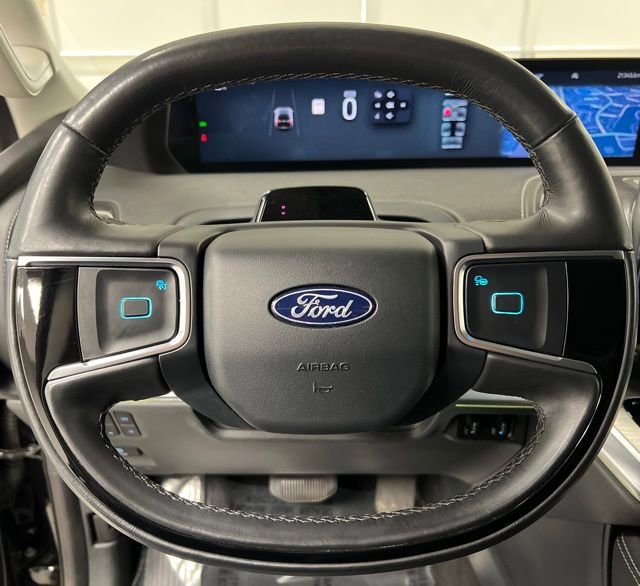 Used 2025 Ford Expedition Max Platinum AWD/4WD image 25