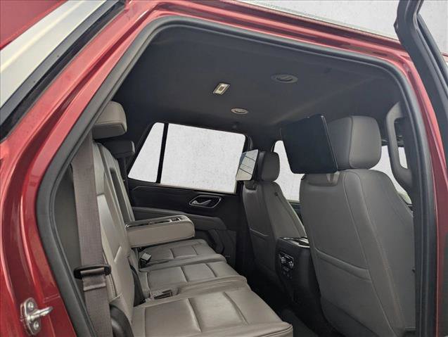 Used 2021 GMC Yukon SLT w/ Rear Media and Nav Package image 15