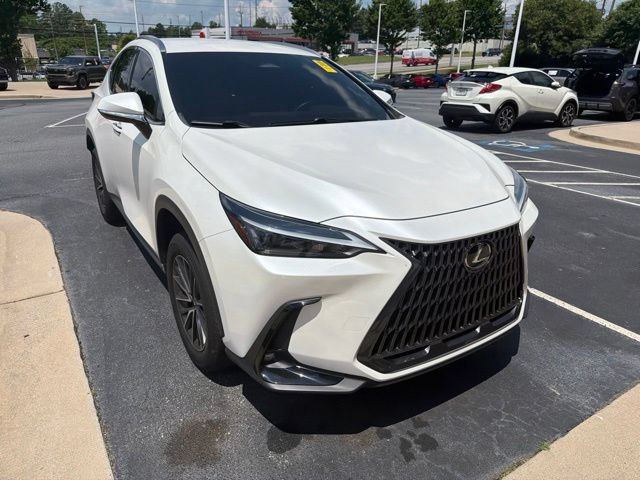 Used 2023 Lexus NX 250 FWD w/ Towing Package (2000 Lbs) image 15