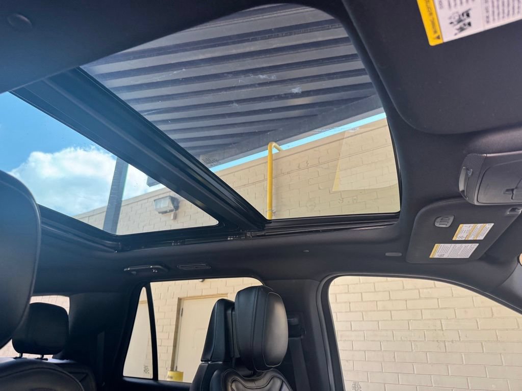 Used 2018 Lincoln Navigator L Reserve w/ Technology Package AWD/4WD image 35