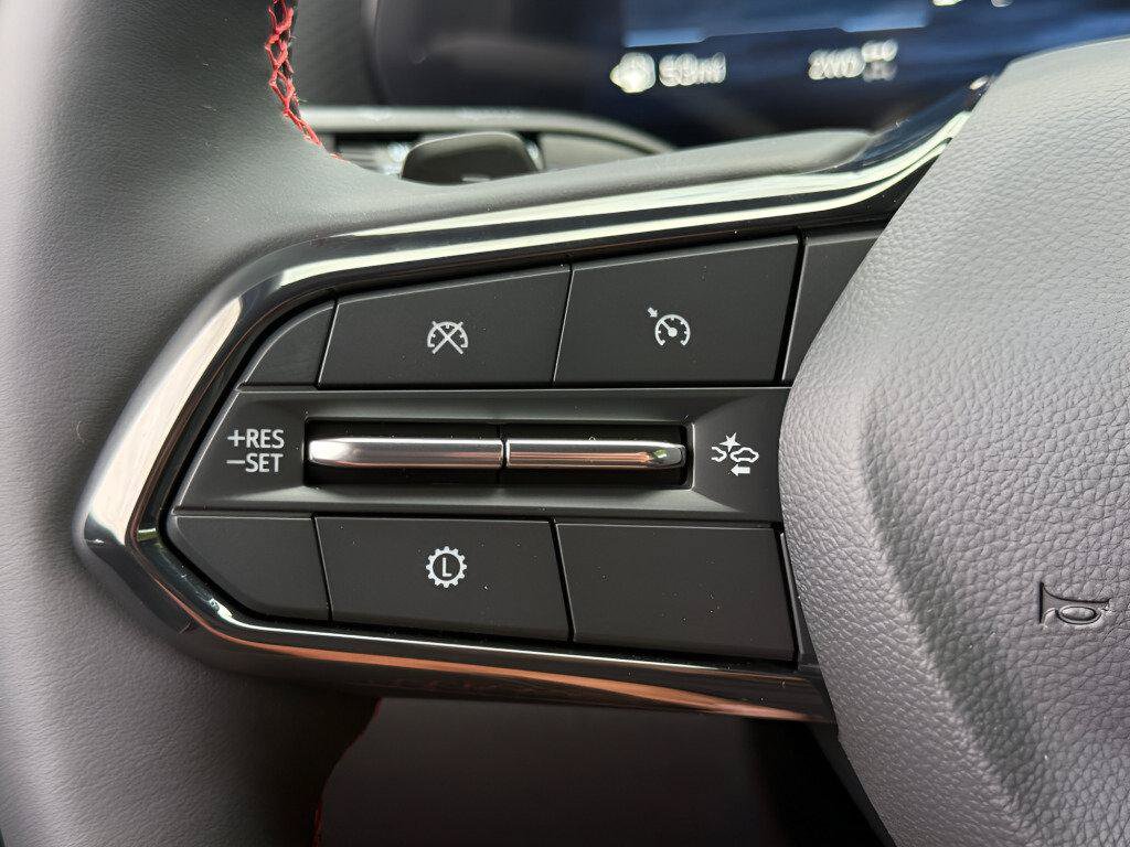 New 2027 Chevrolet Equinox RS AWD/4WD image 34