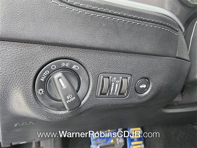 Used 2021 Dodge Charger R/T w/ Plus Group image 30