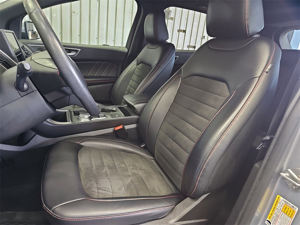 Used 2024 Ford Edge ST-Line image 15