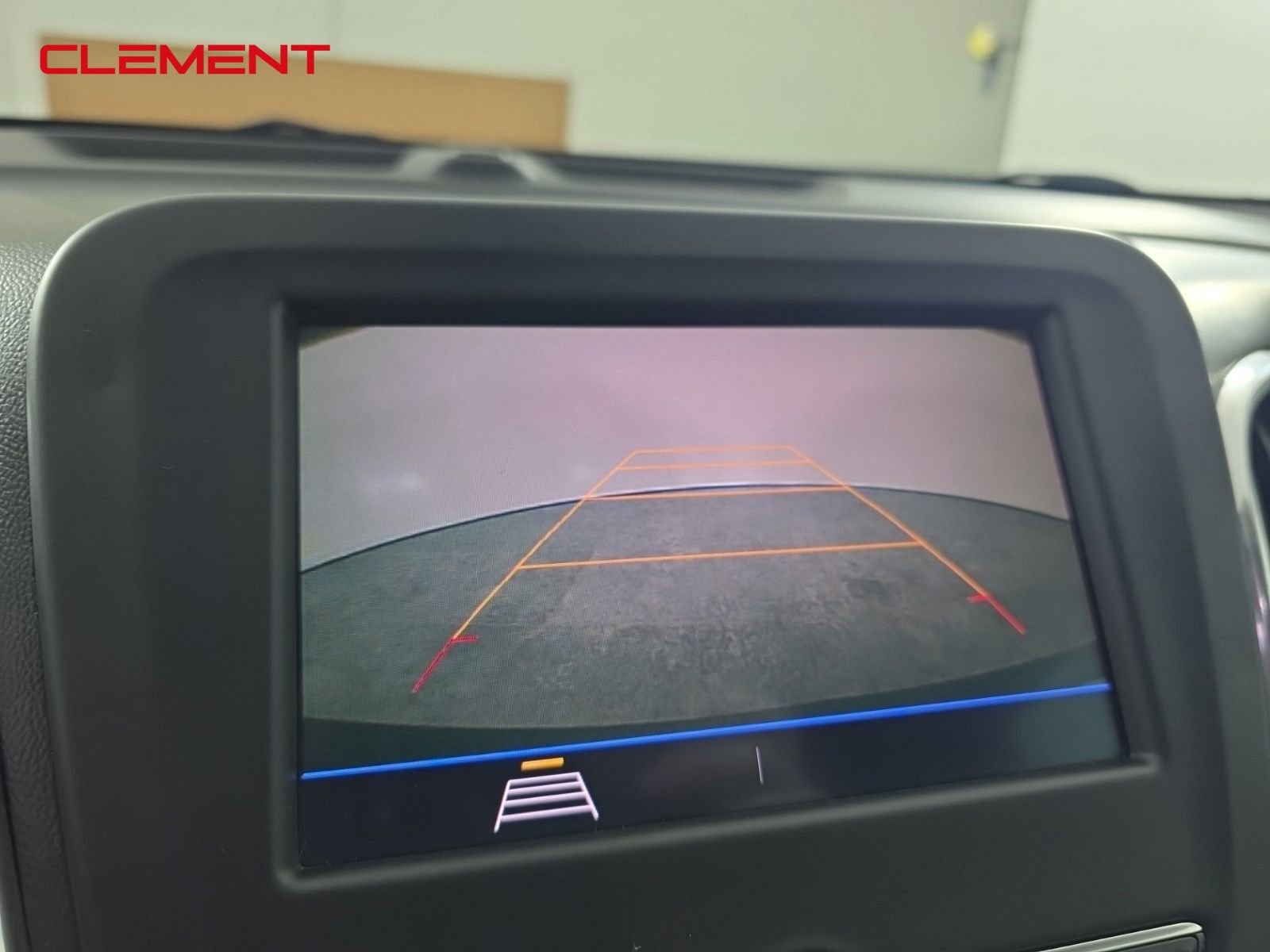 Used 2021 Chevrolet Equinox LT image 19