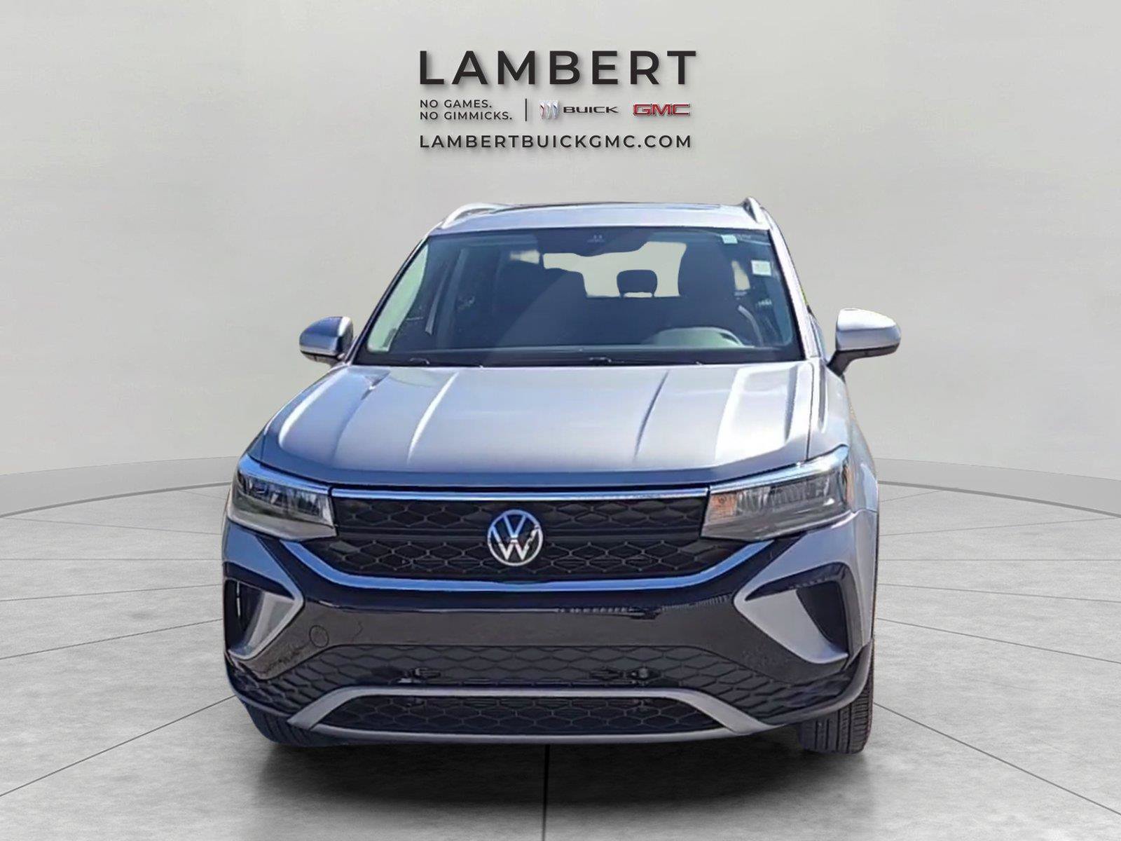 Used 2024 Volkswagen Taos SE AWD/4WD image 8