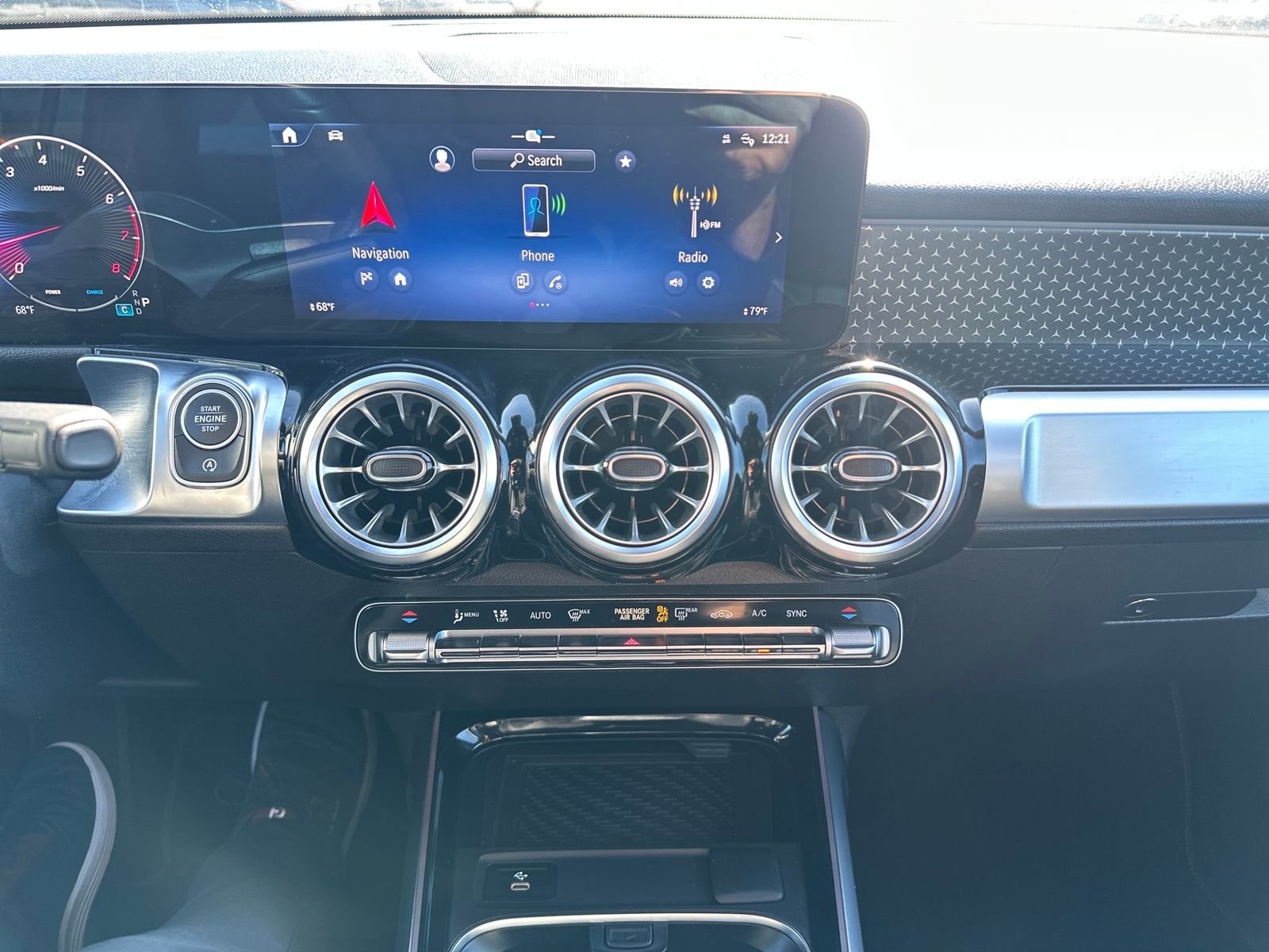 Used 2025 Mercedes-Benz GLB 250 GLB 250 image 18