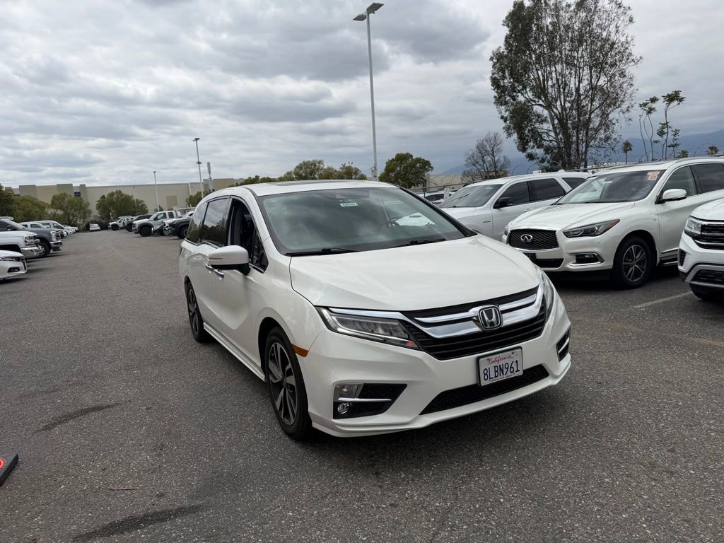 Used 2019 Honda Odyssey Elite image 3