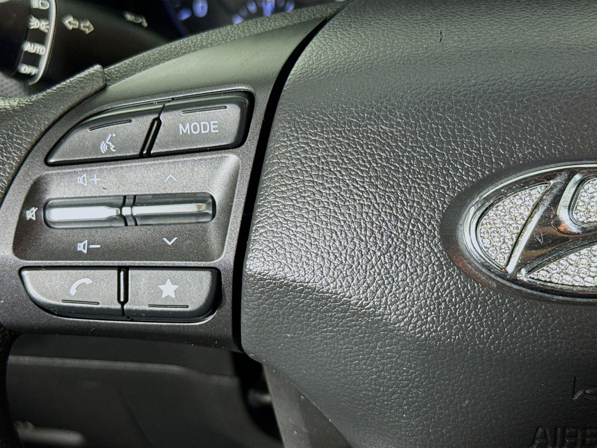 Used 2022 Hyundai Kona SEL image 13