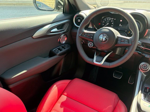 New 2026 Alfa Romeo Tonale w/ Red Premium Package AWD/4WD image 41