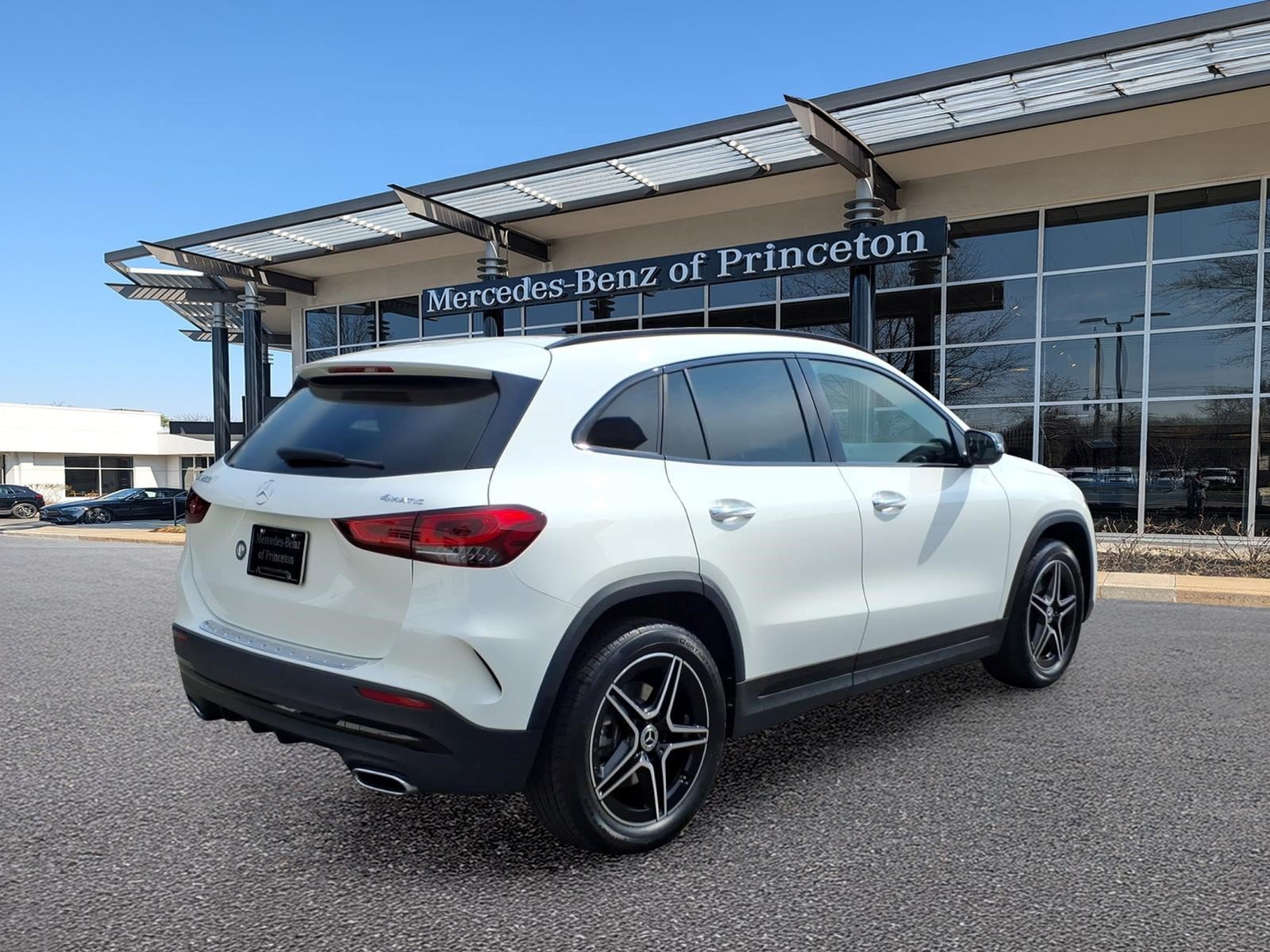 Certified 2023 Mercedes-Benz GLA 250 4MATIC image 3